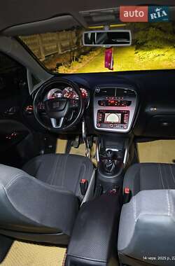 Минивэн SEAT Altea XL 2012 в 