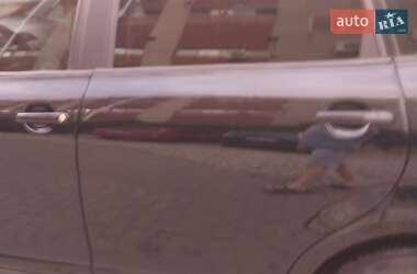 Минивэн SEAT Altea XL 2013 в 