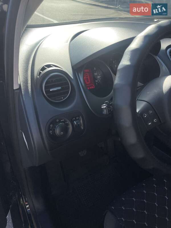 Минивэн SEAT Altea XL 2008 в Киеве