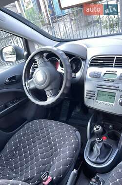 Минивэн SEAT Altea XL 2008 в 