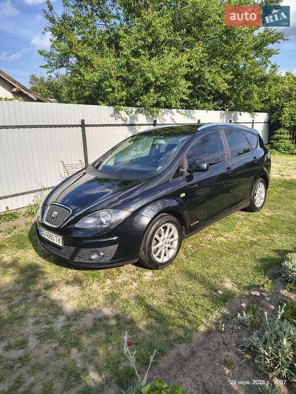 Минивэн SEAT Altea XL 2012 в Львове