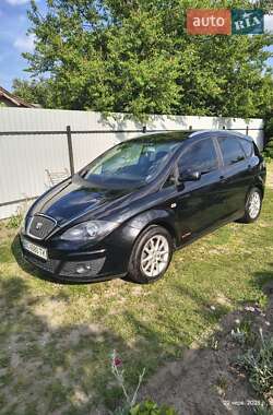 Минивэн SEAT Altea XL 2012 в 