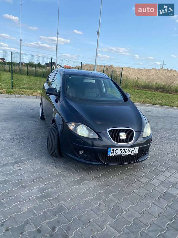 Минивэн SEAT Altea XL 2008 в Луцке фото 22 Минивэн SEAT Altea XL 2008 в Луцке