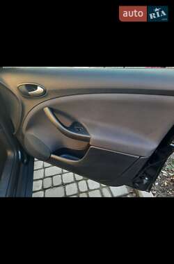 Минивэн SEAT Altea XL 2012 в 