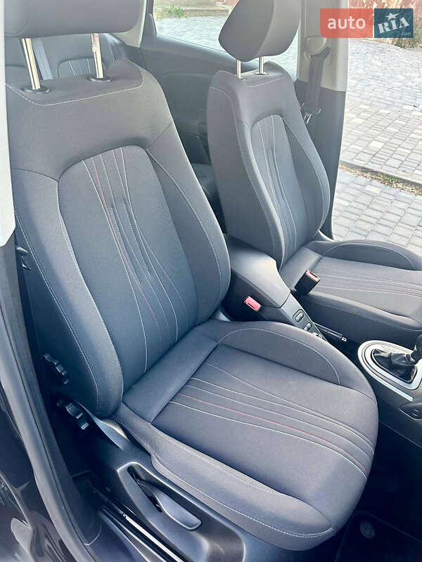 Минивэн SEAT Altea XL 2012 в Староконстантинове