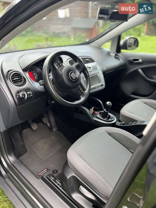 Минивэн SEAT Altea XL 2009 в Сколе