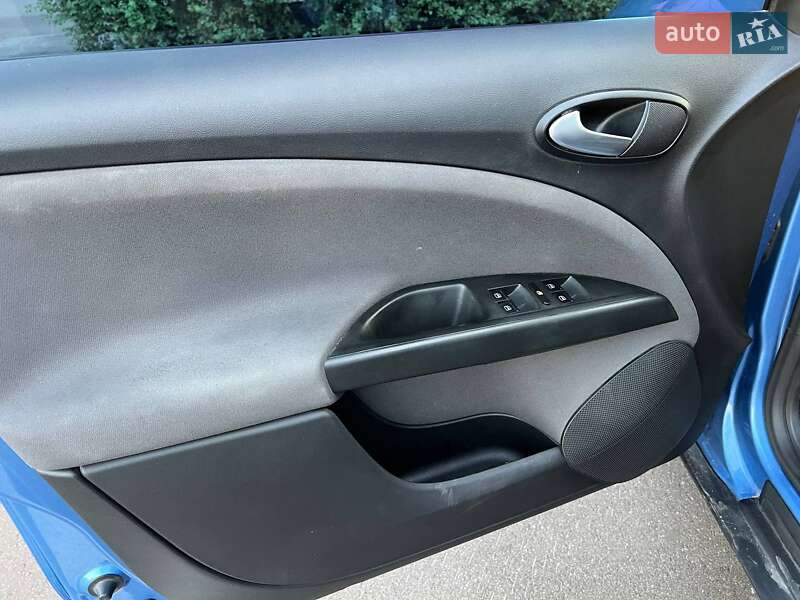 Минивэн SEAT Altea XL 2015 в Киеве