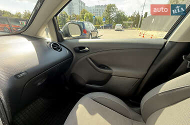 Минивэн SEAT Altea XL 2009 в 