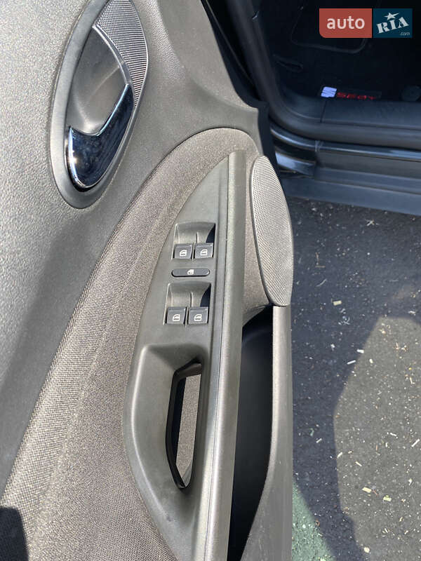 Минивэн SEAT Altea XL 2009 в Луцке фото 24 Минивэн SEAT Altea XL 2009 в Луцке