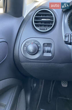 Минивэн SEAT Altea XL 2009 в 