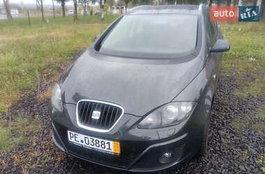 Минивэн SEAT Altea XL 2010 в 