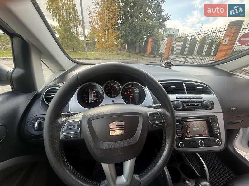Минивэн SEAT Altea XL 2012 в Александрие