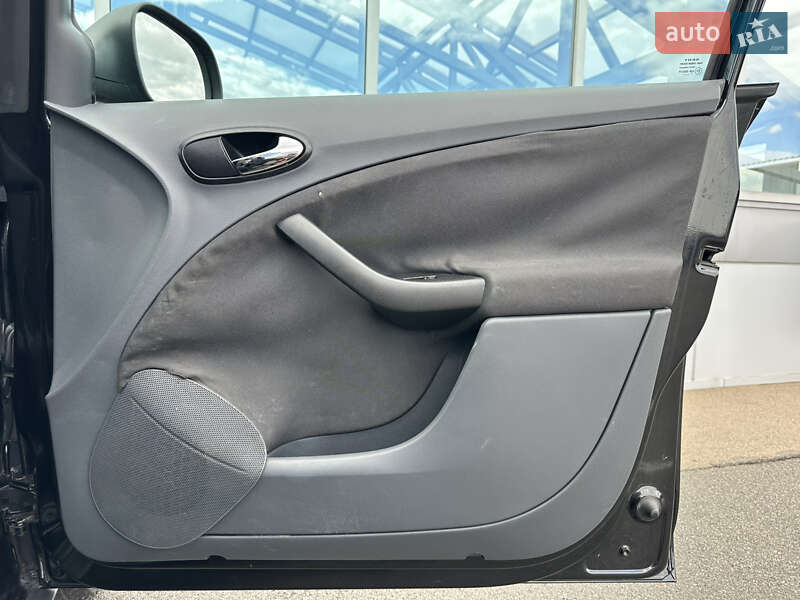 Мінівен SEAT Altea XL 2007 в Києві фото 40 Мінівен SEAT Altea XL 2007 в Києві