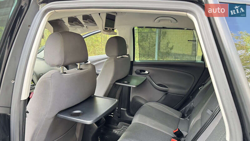 Минивэн SEAT Altea XL 2015 в Новомосковске