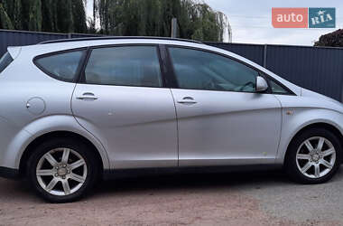 Минивэн SEAT Altea XL 2012 в 