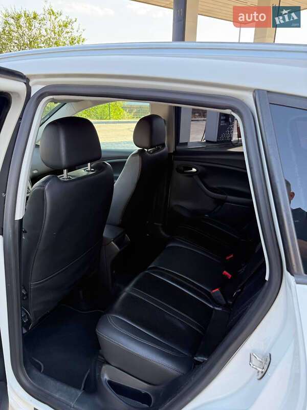 Минивэн SEAT Altea XL 2010 в Днепре