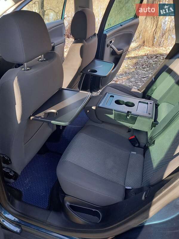 Минивэн SEAT Altea XL 2009 в Чернигове