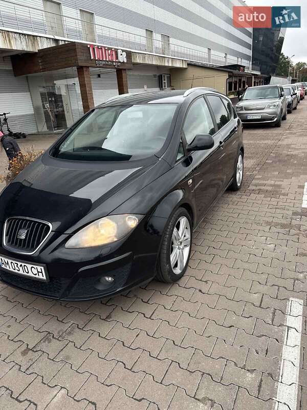 Мінівен SEAT Altea XL 2013 в Житомирі