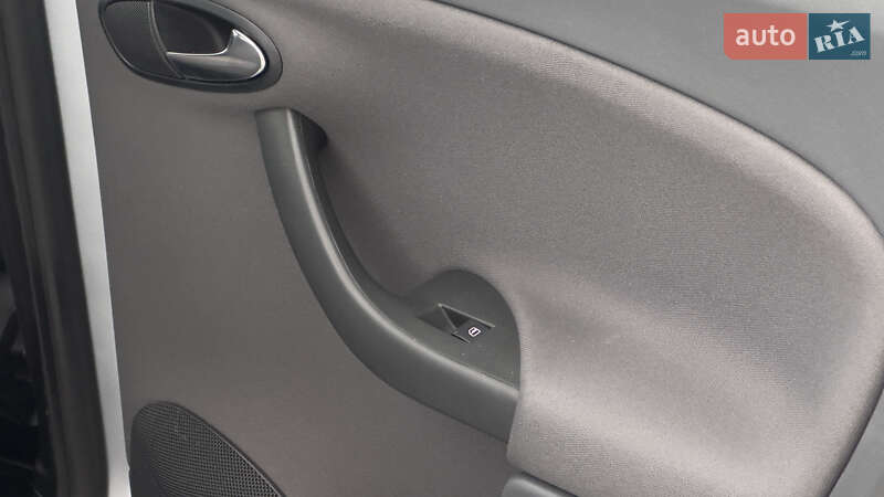 Мінівен SEAT Altea XL 2010 в Стрию