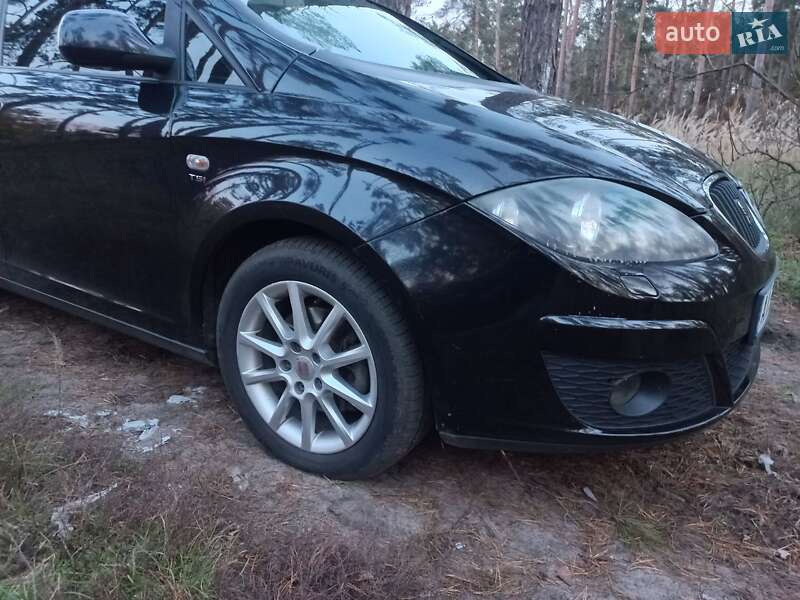 Минивэн SEAT Altea XL 2009 в Гостомеле