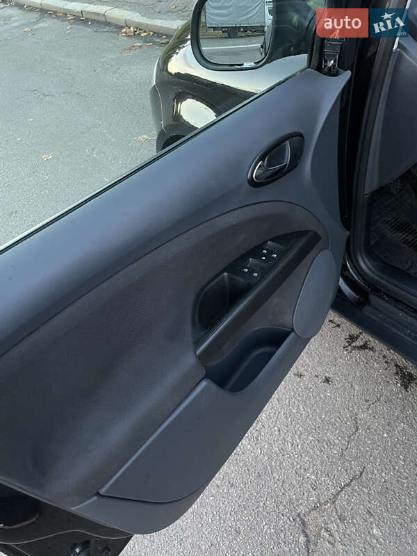 Минивэн SEAT Altea XL 2007 в Киеве