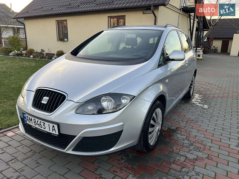 Минивэн SEAT Altea XL 2010 в Житомире