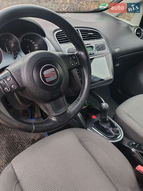 Мінівен SEAT Altea XL 2007 в Нетішині