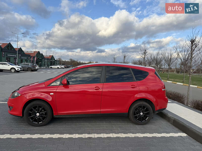 Минивэн SEAT Altea XL 2010 в Ирпене