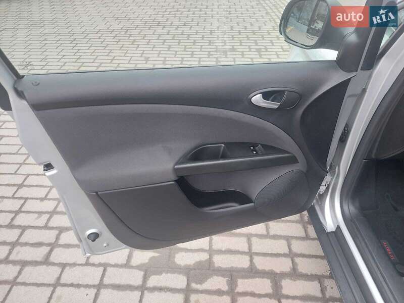 Минивэн SEAT Altea XL 2011 в Ивано-Франковске