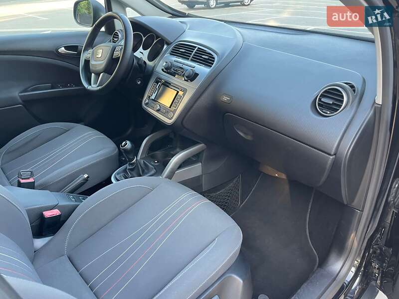 Мінівен SEAT Altea XL 2013 в Луцьку