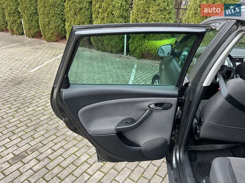 Минивэн SEAT Altea XL 2011 в Львове