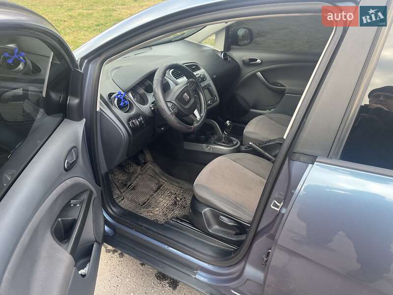 Мінівен SEAT Altea XL 2010 в Баришівка