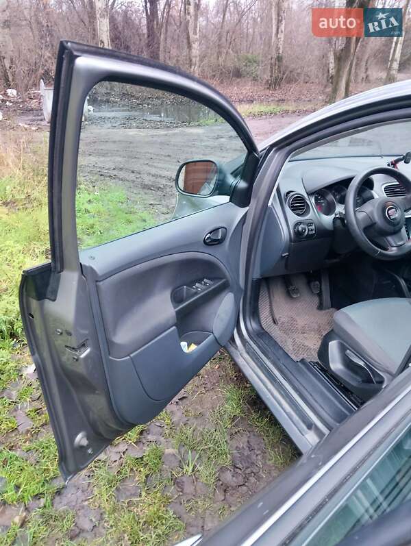 Мінівен SEAT Altea XL 2008 в Кривому Розі фото 7 Мінівен SEAT Altea XL 2008 в Кривому Розі