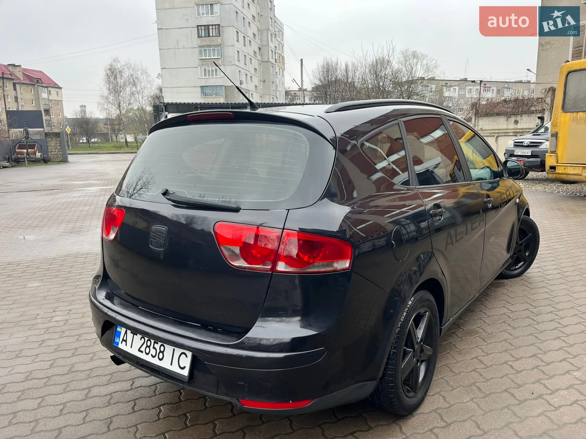 2011 SEAT Altea - мініатюра 12