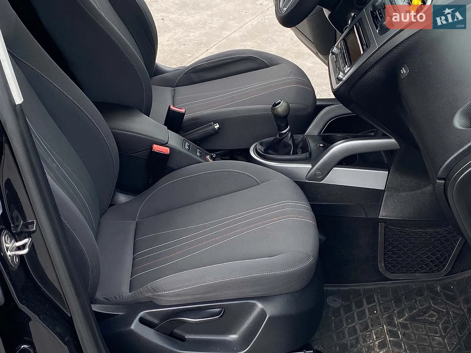 2011 SEAT Altea - мініатюра 32