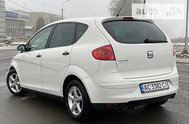 Хетчбек SEAT Altea 2009 в 