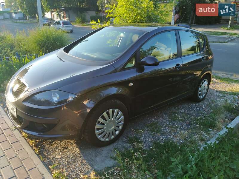 Минивэн SEAT Altea 2005 в Черкассах