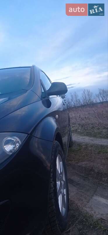 Минивэн SEAT Altea 2009 в Вишневом фото 5 Минивэн SEAT Altea 2009 в Вишневом