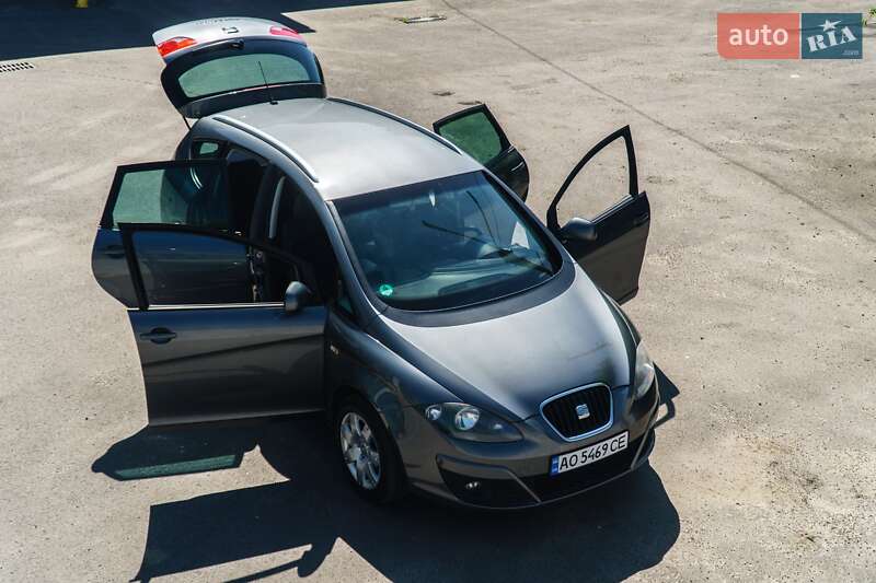 Минивэн SEAT Altea 2012 в Ужгороде