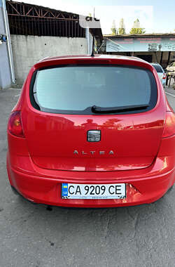 Мінівен SEAT Altea 2004 в 