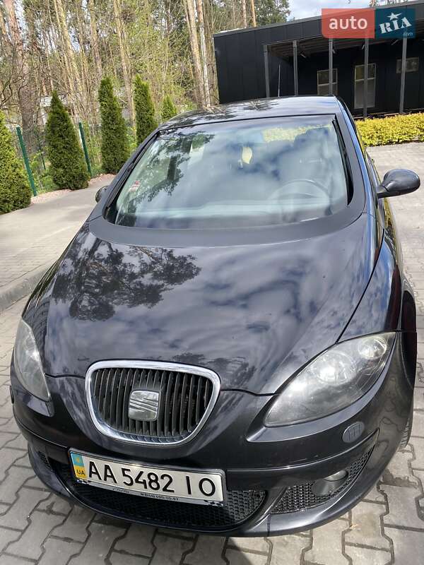 Минивэн SEAT Altea 2007 в Буче