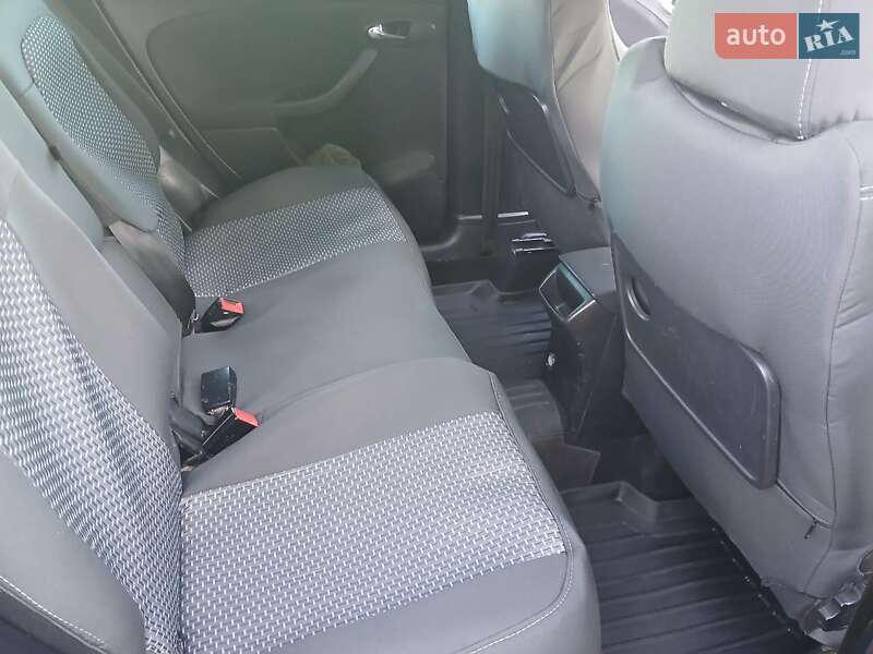 Минивэн SEAT Altea 2009 в Подольске