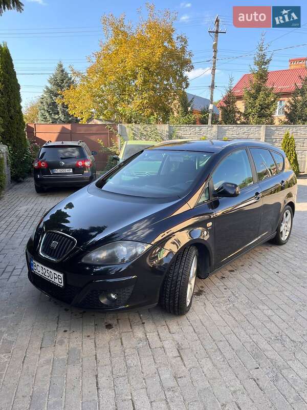 Минивэн SEAT Altea 2011 в 
