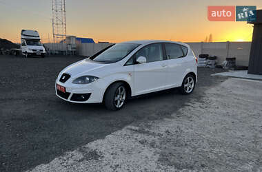 Минивэн SEAT Altea 2009 в Луцке
