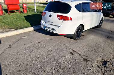 Минивэн SEAT Altea 2010 в 