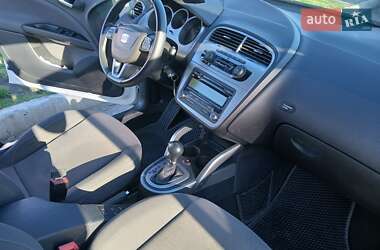 Минивэн SEAT Altea 2010 в 