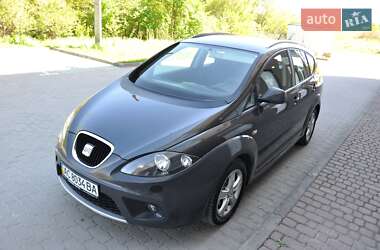 Минивэн SEAT Altea 2010 в 