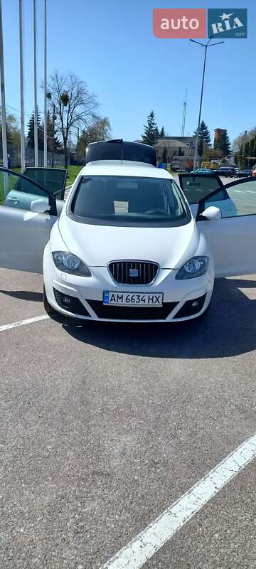 Минивэн SEAT Altea 2009 в Житомире