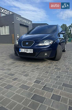 Минивэн SEAT Altea 2010 в 