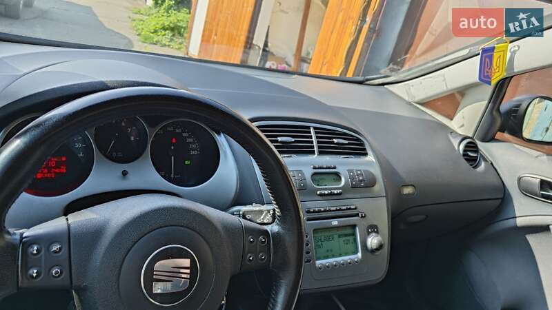 Минивэн SEAT Altea 2008 в Киеве